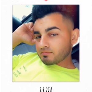 Meet your Posher, Ernesto